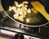 A picture of step 4 of Simple chick n veg pasta.