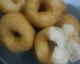 Foto langkah ke 5 dari resep Simple Donat, No Telur, No Kentang.