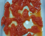 Foto del paso 1 de la receta: Tarta de pollo con morrón de lata y tomate