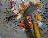 Foto langkah ke 2 dari resep Tumis bunga turi saus tiram.