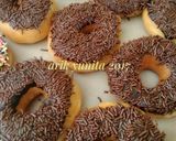 Foto langkah ke 2 dari resep Donat super empuk 🍩 tanpa kentang.