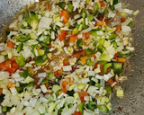 Foto del paso 5 de la receta: Arroz meloso de pulpitos, gambas langostineras y rovellones