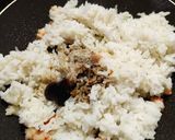 Foto langkah ke 3 dari resep Omurice (nasgor selimut omelet).