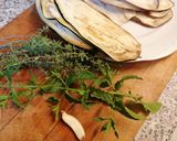 Foto del passaggio 3 della ricetta Rotolini di melanzane