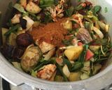 ઊંધિયું (Undhiyu Recipe In Gujarati) રેસીપી સ્ટેપ4ફોટો