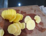 Foto langkah ke 1 dari resep Perkedel Kentang kriuk, vegan Friendly.