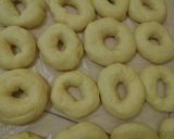 Foto langkah ke 2 dari resep Donat kentang empuk.