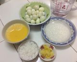 Hình bước làm 1 của món Chè Trứng Cút