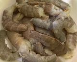 Foto langkah ke 1 dari resep Udang Asam Manis.
