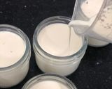 Hình bước làm 3 của món Pana cotta việt quất