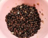 Foto del paso 1 de la receta: Porotos morochos ajeados y lubricados, es decir en ensalada