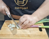 Foto del paso 1 de la receta: Tartas de acelga, queso, verdeo y puerro
