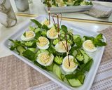 عکس مرحله 4 از دستور فینگر فود تخم مرغ آبپز شیطانی یا فرشته Deviled Eggs (or Angel Eggs)