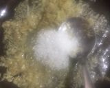 A picture of step 2 of Green Lauki halwa.