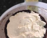 A picture of step 10 of Black Forest Cake (Schwarzwälder Kirschtorte).