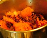 A picture of step 4 of Chana masala.