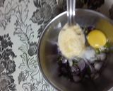 A picture of step 2 of Mini mughlai paratha.