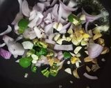 A picture of step 2 of Spinach Coriander Creamy Soup.