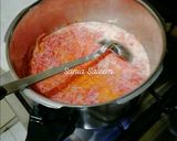 A picture of step 2 of Gajar ka Halwa.