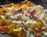 Foto langkah ke 3 dari resep Kungpao Chicken and Sausage.