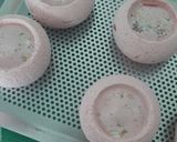 Une image de l'étape 56 de Entremets fraise-pistache.