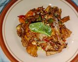 Foto langkah ke 5 dari resep Tumis ikan gabus asin cabe ijo.