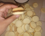 Foto del paso 4 de la receta: Alfajores de maicena fáciles