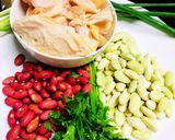 Hình bước làm 1 của món Canh Cánh Gà Nấu Đậu