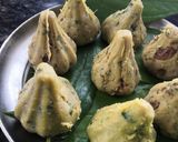 A picture of step 5 of Paan mawa modak.