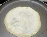 A picture of step 3 of Pizza Uttapam.