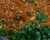 A picture of step 2 of Stuffed onion potato sabzi.