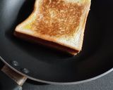 Foto langkah ke 3 dari resep 41. Kaya Toast & Half Boiled Egg 🍞🍳.
