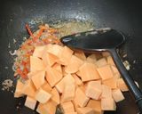 A picture of step 6 of Sweet potato kangkong.