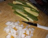 Foto del paso 2 de la receta: Pollo con calabazas salteadas