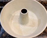 Foto del paso 2 de la receta: Bizcocho de ricotta con pepitas de chocolate