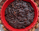 Foto del paso 3 de la receta: Mega cookie con nibs de cacao 🍫 sin azúcar sin lácteos sin huevo sin harina sin gluten