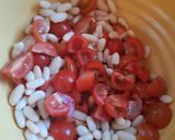 Foto del paso 1 de la receta: Ensalada de alubia y tomates 🍅🍅