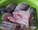 Foto langkah ke 1 dari resep Ikan haruan masak kecap.