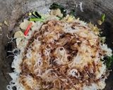 Foto langkah ke 6 dari resep Bihun goreng.