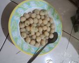 Foto langkah ke 2 dari resep Cilok kuah jadul.