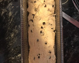 Foto del paso 3 de la receta: Torta de banana con chips de chocolate y dulce de leche