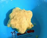 A picture of step 3 of Home made meat pie.