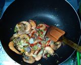 Foto langkah ke 7 dari resep Tumis Pokcoy dan Udang.