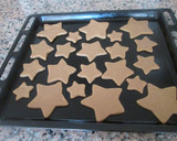 Foto del paso 4 de la receta: Galletas navideñas con jengibre y miel