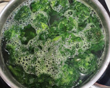 Foto del paso 1 de la receta: Crema de aguacates y espinacas