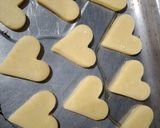 Foto del paso 3 de la receta: Galletas de naranja sin huevo 🍊❤️