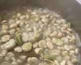 Foto del paso 5 de la receta: Habitas frescas y alcachofas, con chorizo y huevo