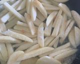 Foto del paso 5 de la receta: Patatas fritas con exterior crujiente