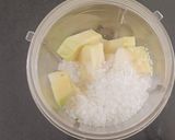 A picture of step 1 of Chikoo-Guava Mocktail(No Soda).