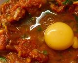 A picture of step 4 of Shakshuka.